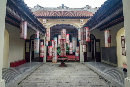 Delving into the Rich History of Cantonese Cuisine with Maradi and Rima Abashidze